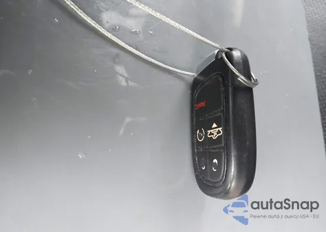 2016 Ram 1500 Laramie z USA, uszkodzony, nr VIN 1C6RR7NM8GS163020